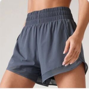 Athleta Mesh Racer Run Mid Rise Shorts